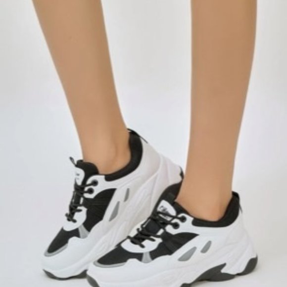 Channel Inspired Dad Runners - Picture 2 of 6